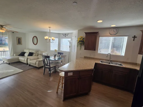 116 E Resaca Dr Unit F4, Sandy, UT 84070