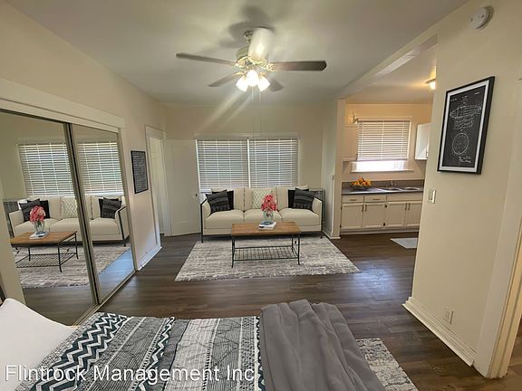 3rd image of 2869 San Marino St #11473407