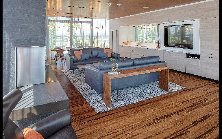Sapphire Room