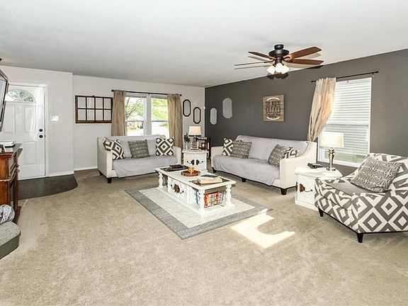 5th image of 1316 Shadetree Ln