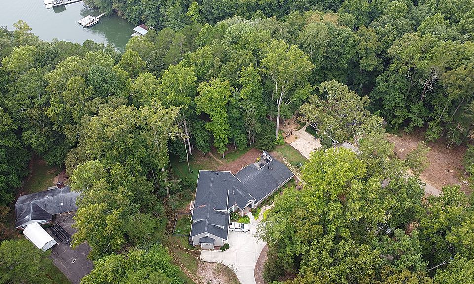 1st image of 7724 Barkers Bend Dr