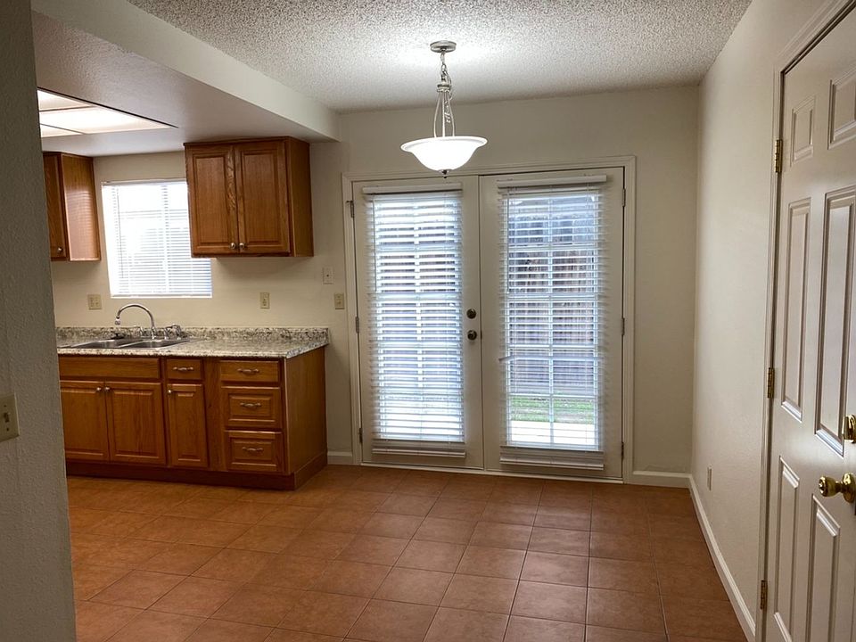 Orangeburg Ave Duplex 3007 E Orangeburg Ave Modesto CA Zillow
