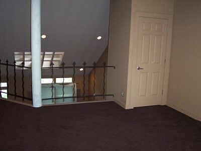 5th image of 6046 N Indianola Ave