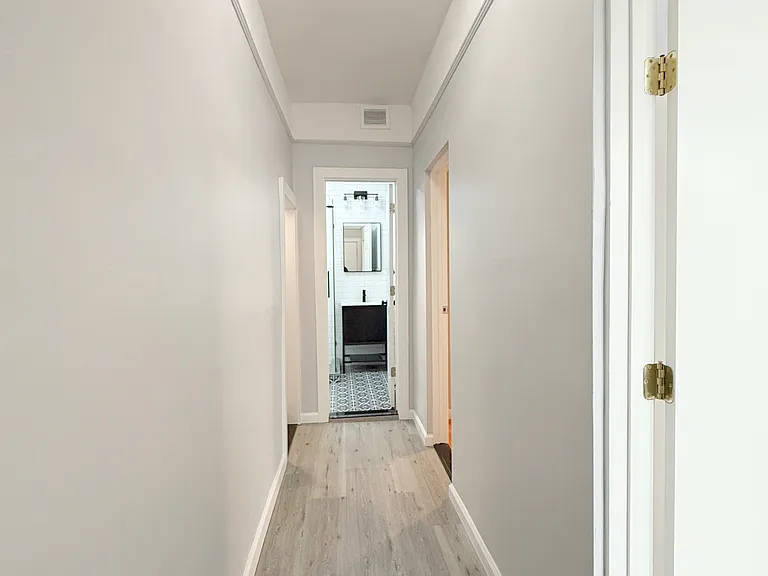 23-72 24th St #1C — Photo 10