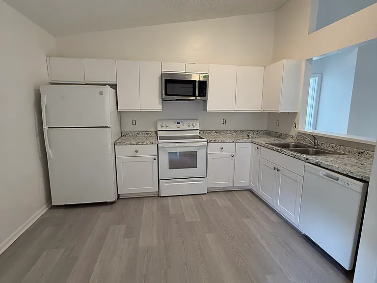 213 N Ketch Dr — Photo 8