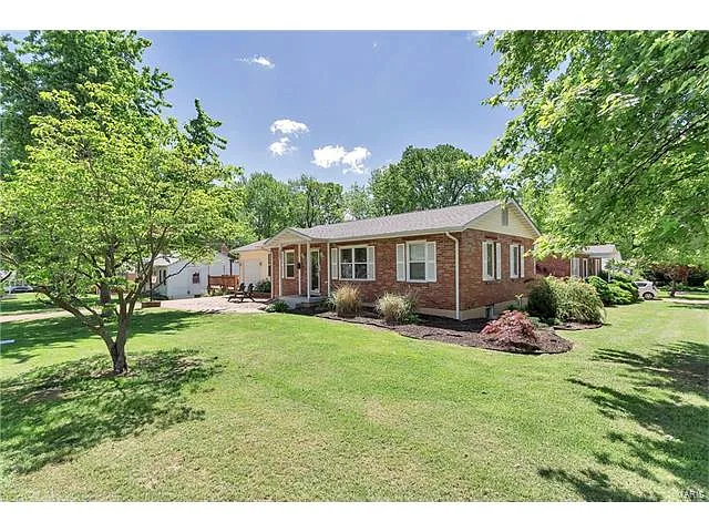 144 Constance Ct photo 1