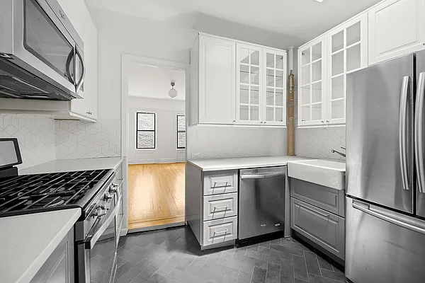 Rented by Compass | media 3