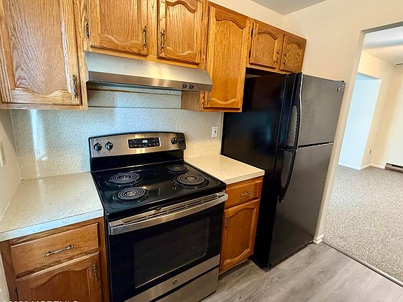 5th image of 65 Whitefield Ave APT 212