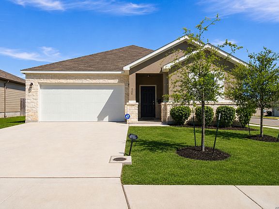 2nd image of 424 Bella Rosa Way