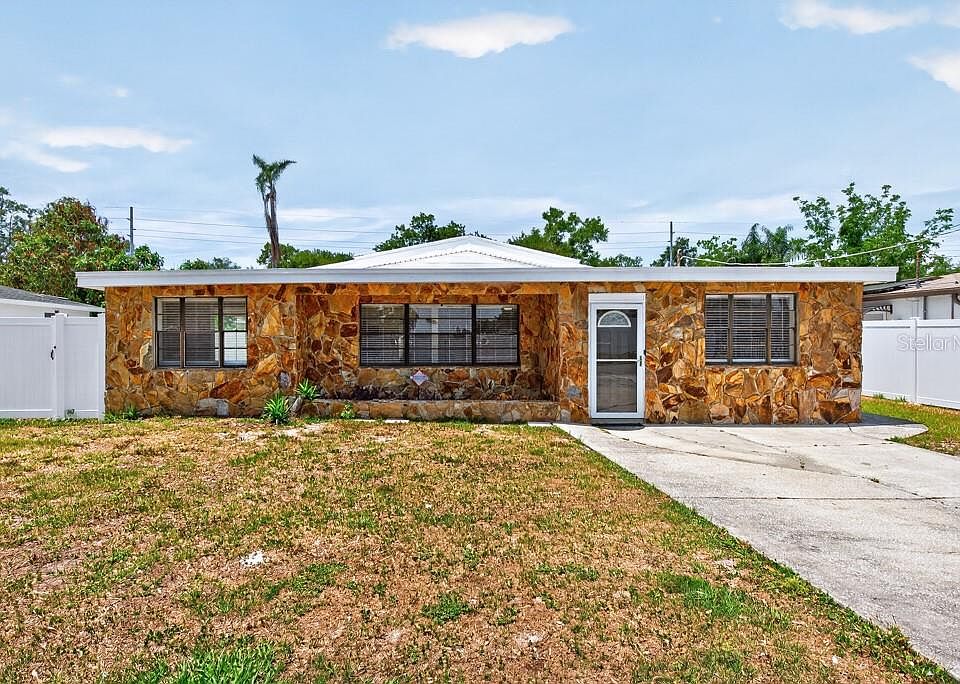 1st image of 2540 W KNOLLWOOD STREET