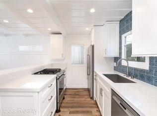 614 W Balboa Blvd, Newport Beach, CA 92661
