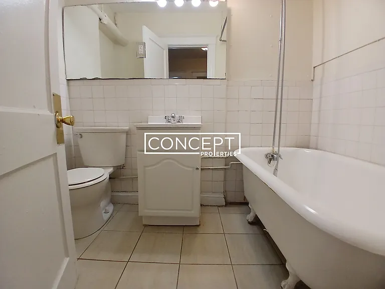 7 Barrows St #7B — Photo 3