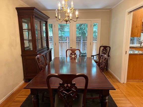 3rd image of 557 Emerald Ave