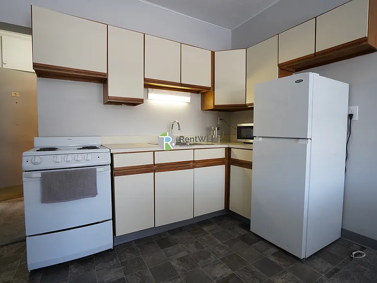 1118 Commonwealth Ave #5 — Photo 6