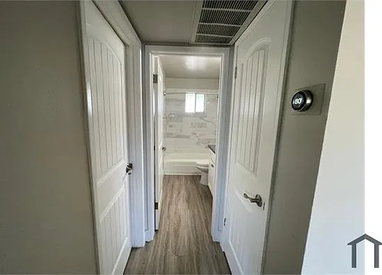 2012 W Orangewood Ave #2 — Photo 12