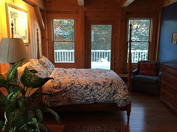Master Bedroom
						:
						1st floor master bedroom looking toward north, back deck