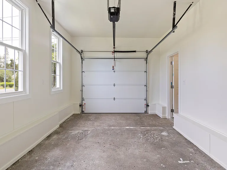 116 Winchester Dr — Photo 36
