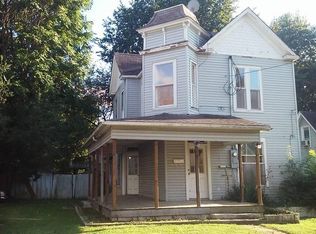 1028 W Hamilton St, Springfield, MO 65802