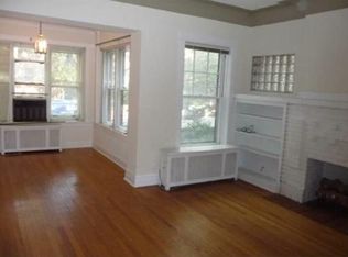 6438 N Magnolia Ave, Chicago, IL 60626