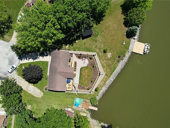 5th image of 4145 Cedar Ln