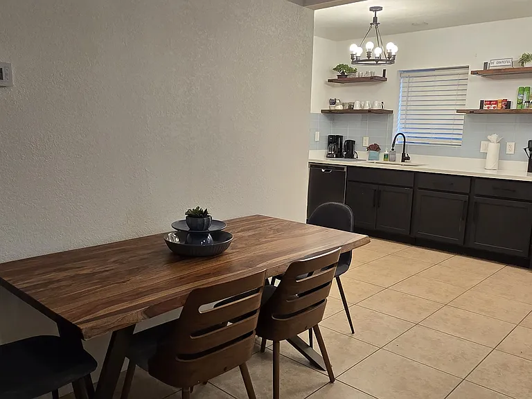 1920 W Mulberry Dr — Photo 17