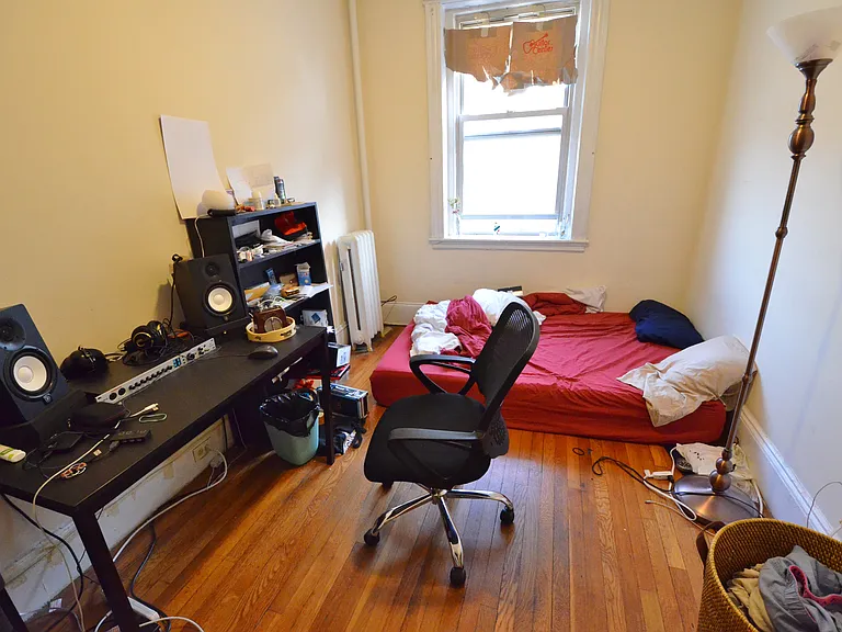 111 Peterborough St #3 — Photo 15