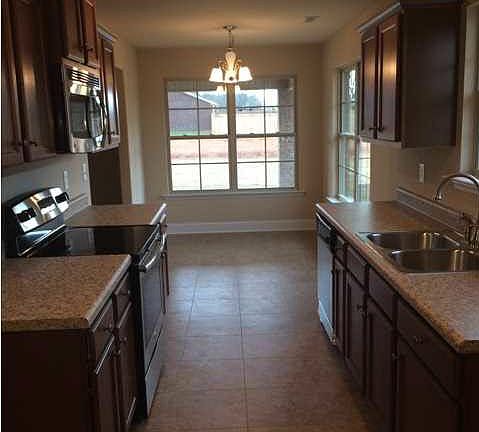 5th image of 6907 Breyerton Way