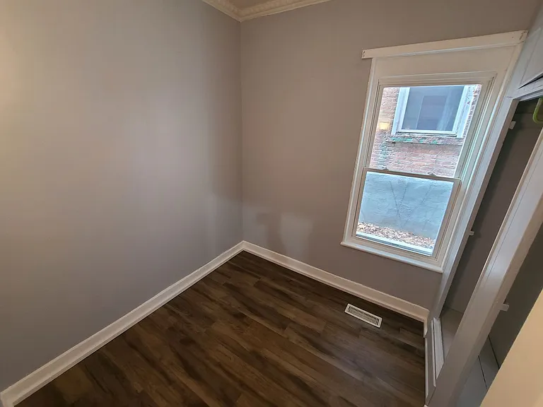 13 Hamilton St — Photo 22