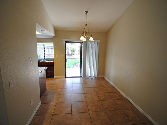 3rd image of 25546 Casa Encantador Dr