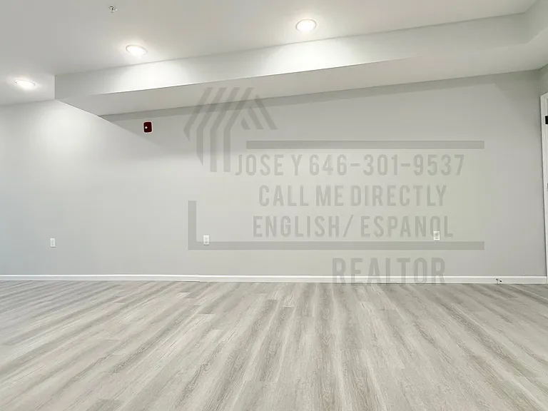 71 16th Ave #101 — Photo 5