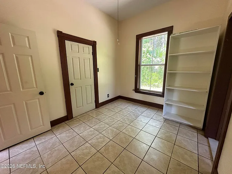 21317 SE 111th Ave — Photo 21