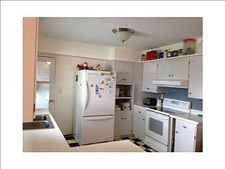 5th image of 2912 Stinson Ave