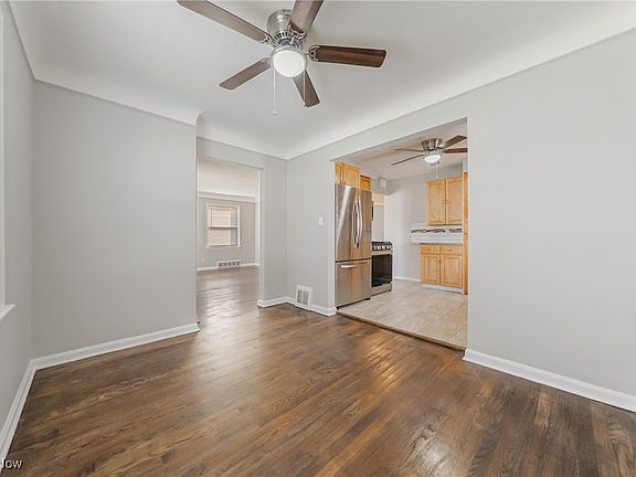 5th image of 1207 Parkleigh Dr