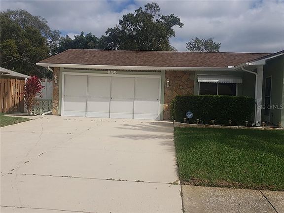 2nd image of 12902 Walnut Tree Ln