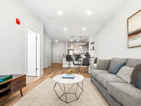 271 Sip Avenue image 2 of 17