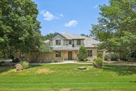 Ravenswood Rd-001.jpg