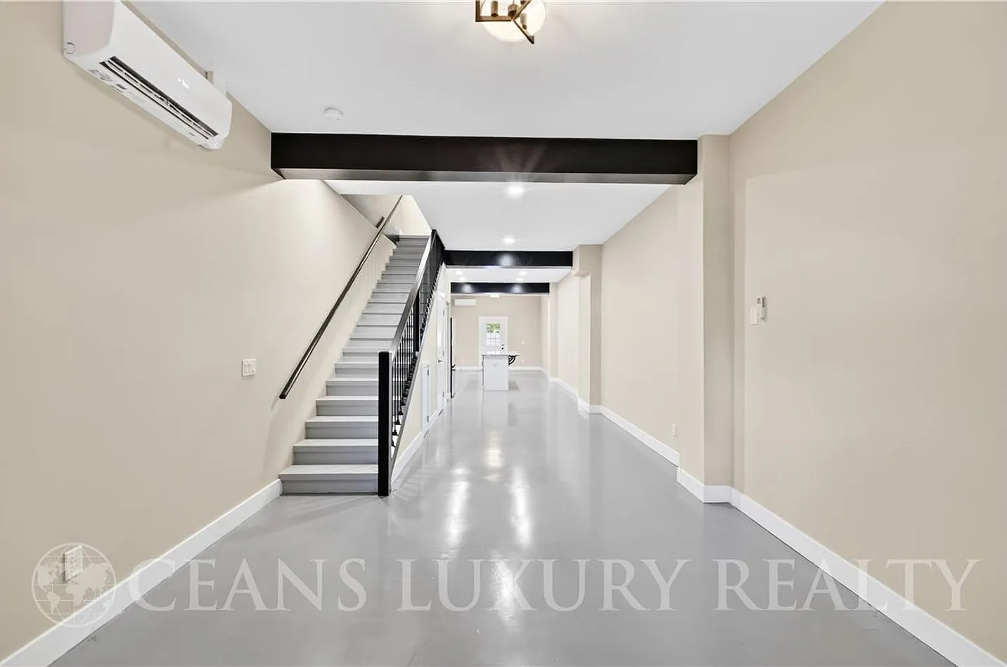 337 Rutledge Ave — Photo 3