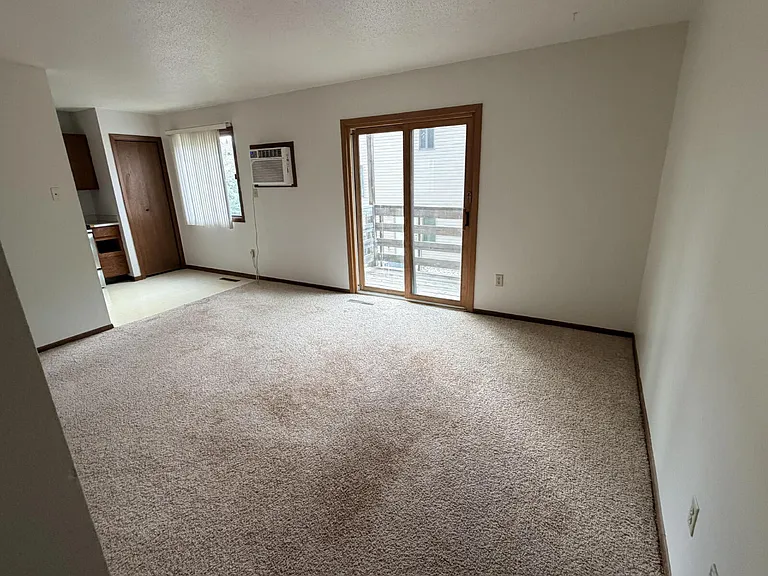 1600 Terrace Dr #D — Photo 1