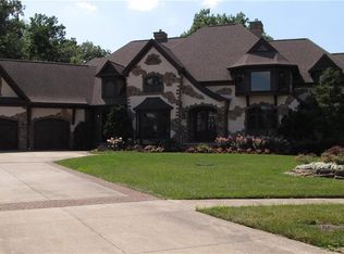 945 Cimarron Oval, Aurora, OH 44202