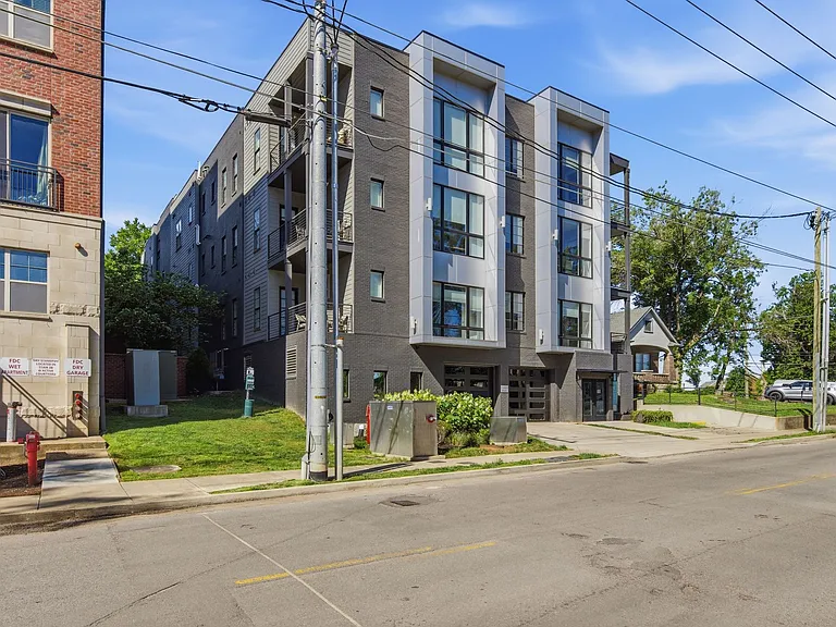 119 Acklen Park Dr #101 — Photo 3