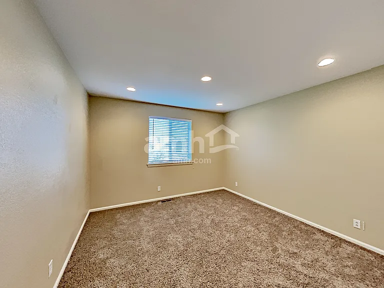 13954 Ivy St — Photo 18