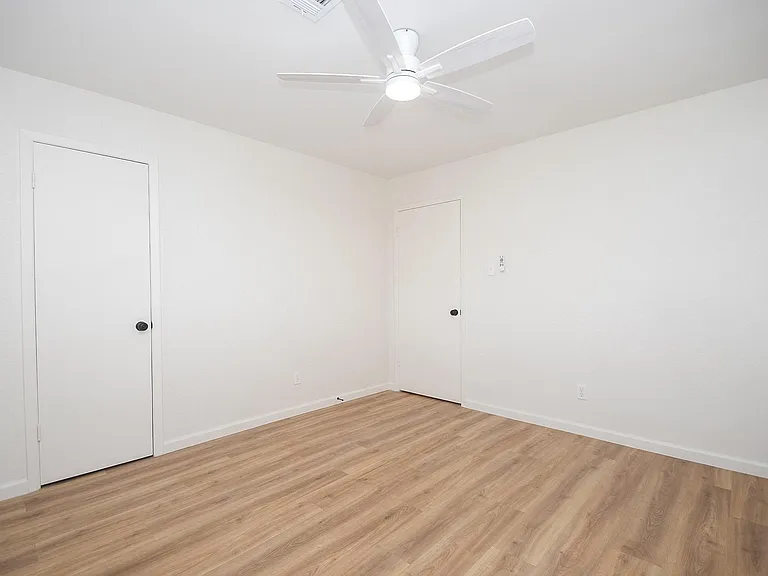 10442 Norton Dr — Photo 20