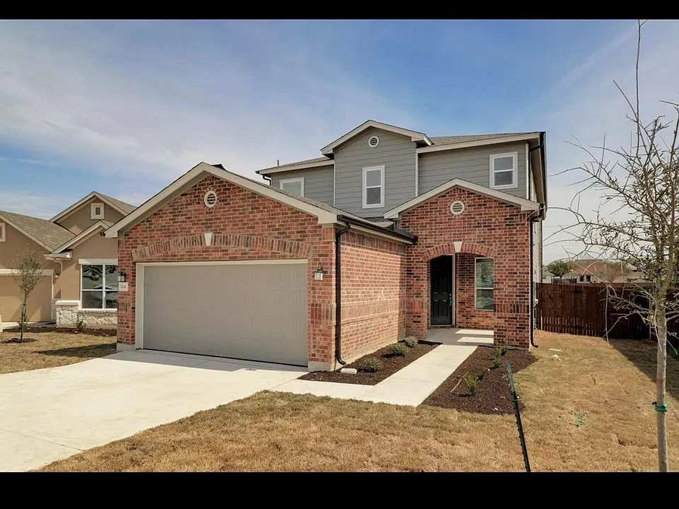 124 Rocroi Dr