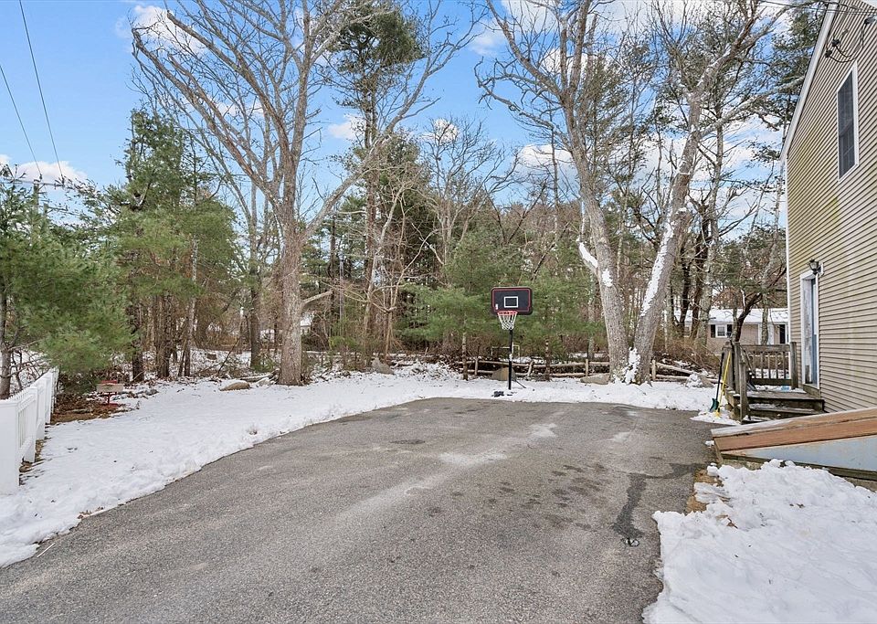 39 Swifts Beach Rd, Wareham, MA 02571 Zillow