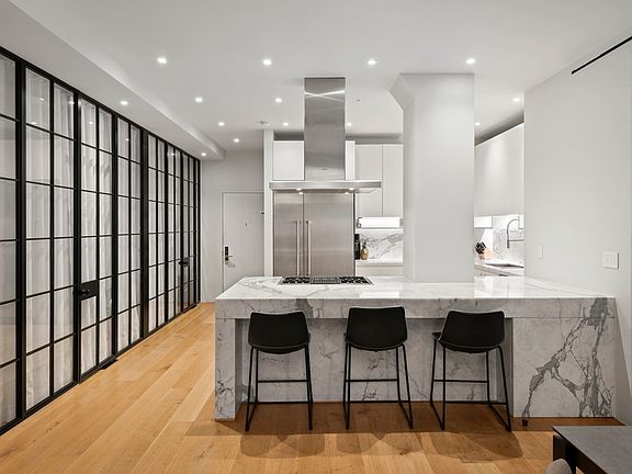 4th image of 176 Broadway APT 9D