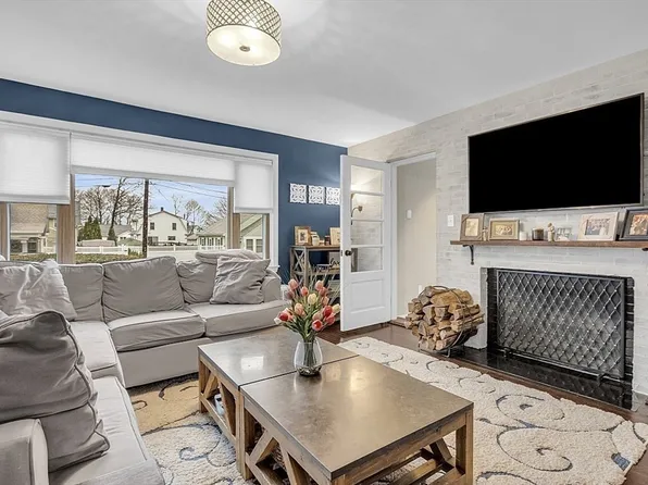 19 Audubon Rd, Framingham, MA 01701