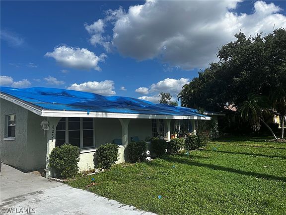 3rd image of 4233 SW 1st Ave