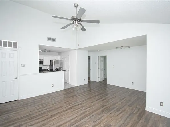 1302 Santa Fe Pkwy, Sandy Springs, GA 30350