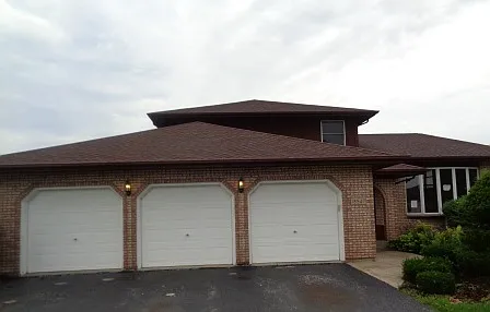 18547 Country Ln photo 1