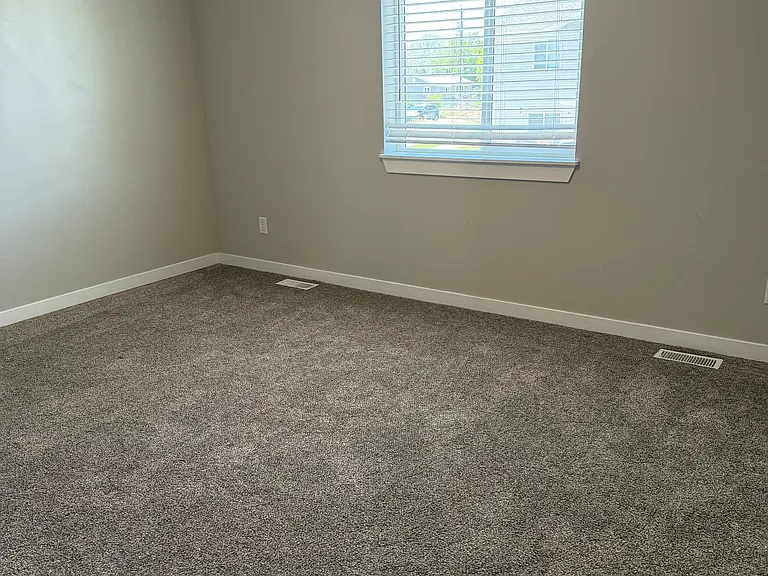 2001 Lawrence Ln #1402 — Photo 3